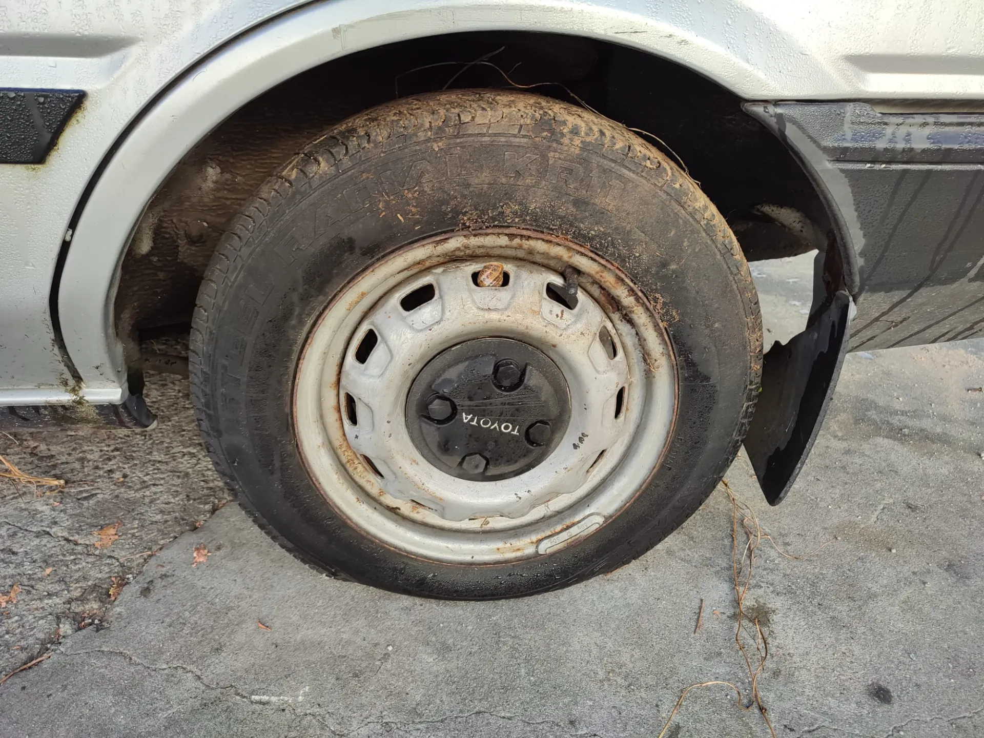 Corolla Sedan  TOYOTA Corolla Sedan (_E18_, ZRE17_) Imagem-8